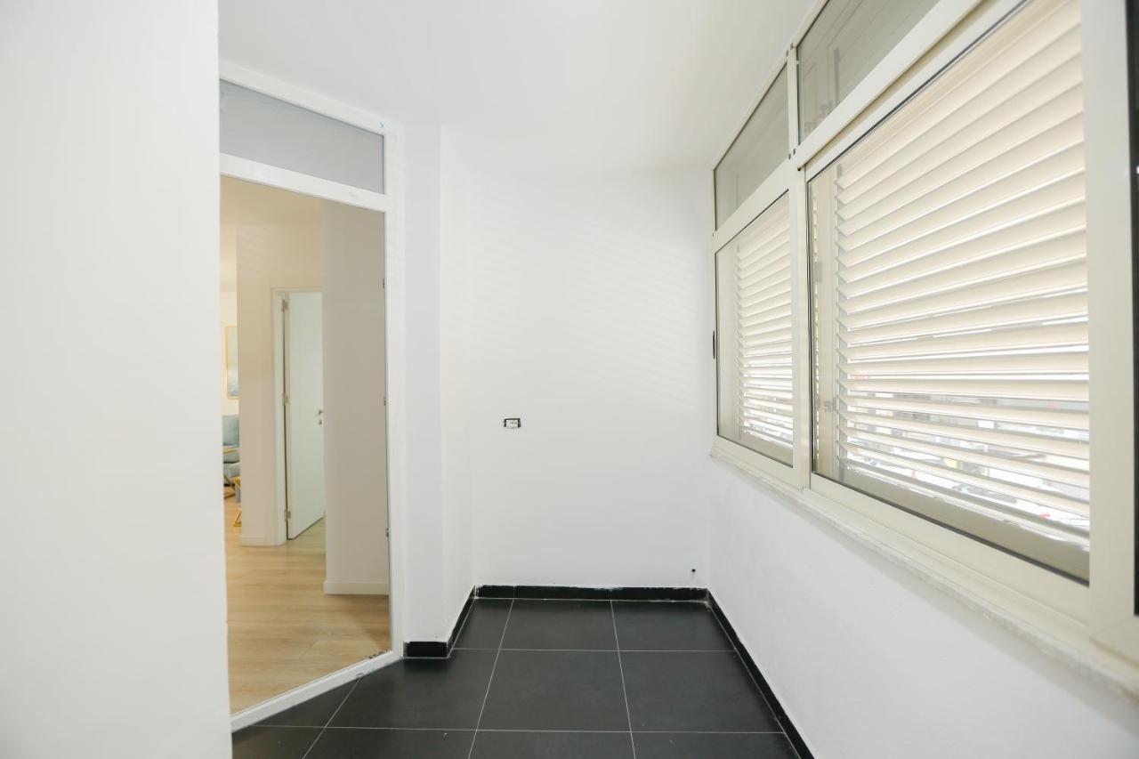 Miku Apartment-Premium 2Bd At Wilson Square Тирана Экстерьер фото